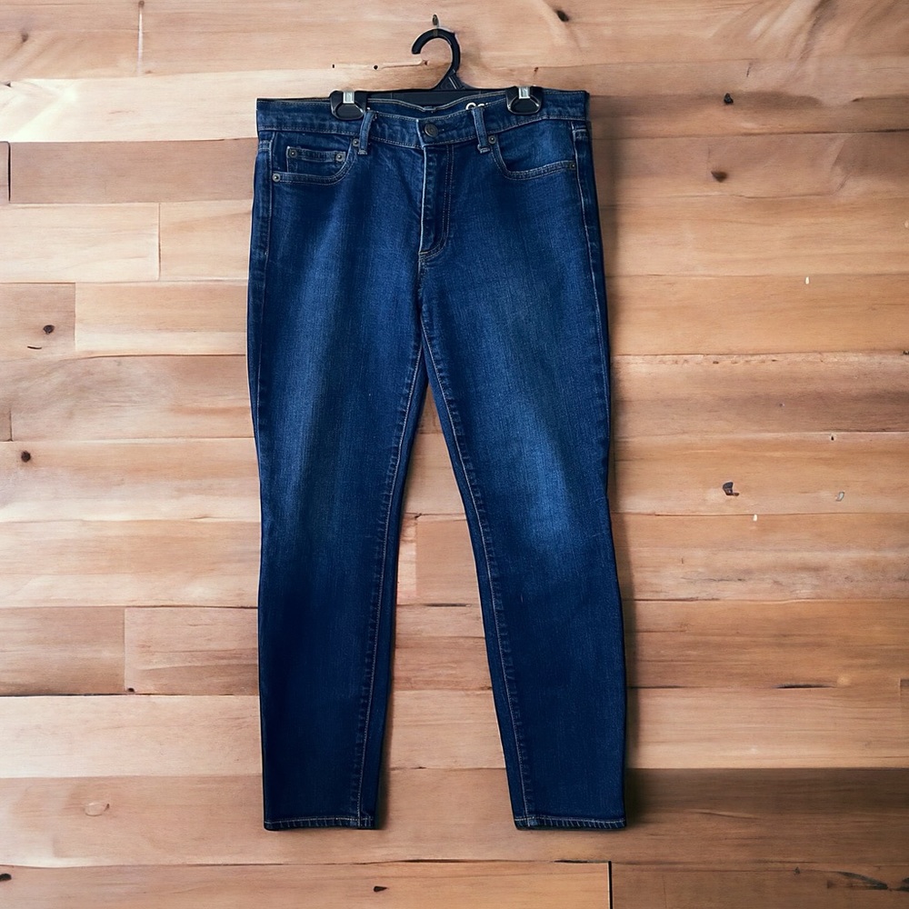 Gap 1969 Authentic True Skinny Jeans, Ladies sz 28